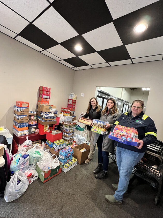 Lafarge teams fill local pantries for the holiday season News, Sports